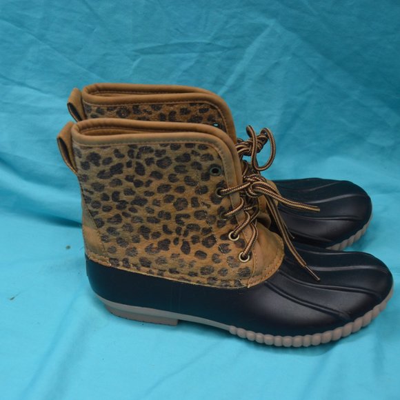 Marley Lilly Shoes - Marley Lilly leopard animal print duck boots nwot SZ 9